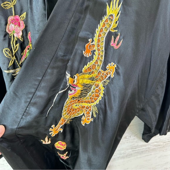 VINTAGE 100% Silk Embroidered Dragon Bird Kimono Robe Unisex - Picture 5 of 16